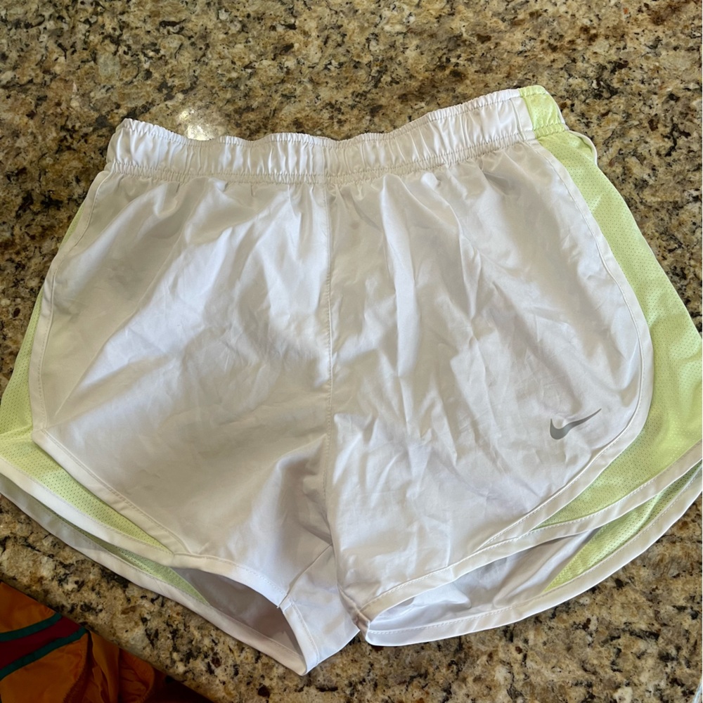 Nike Dri Fit Tempo Running Shorts Size Small